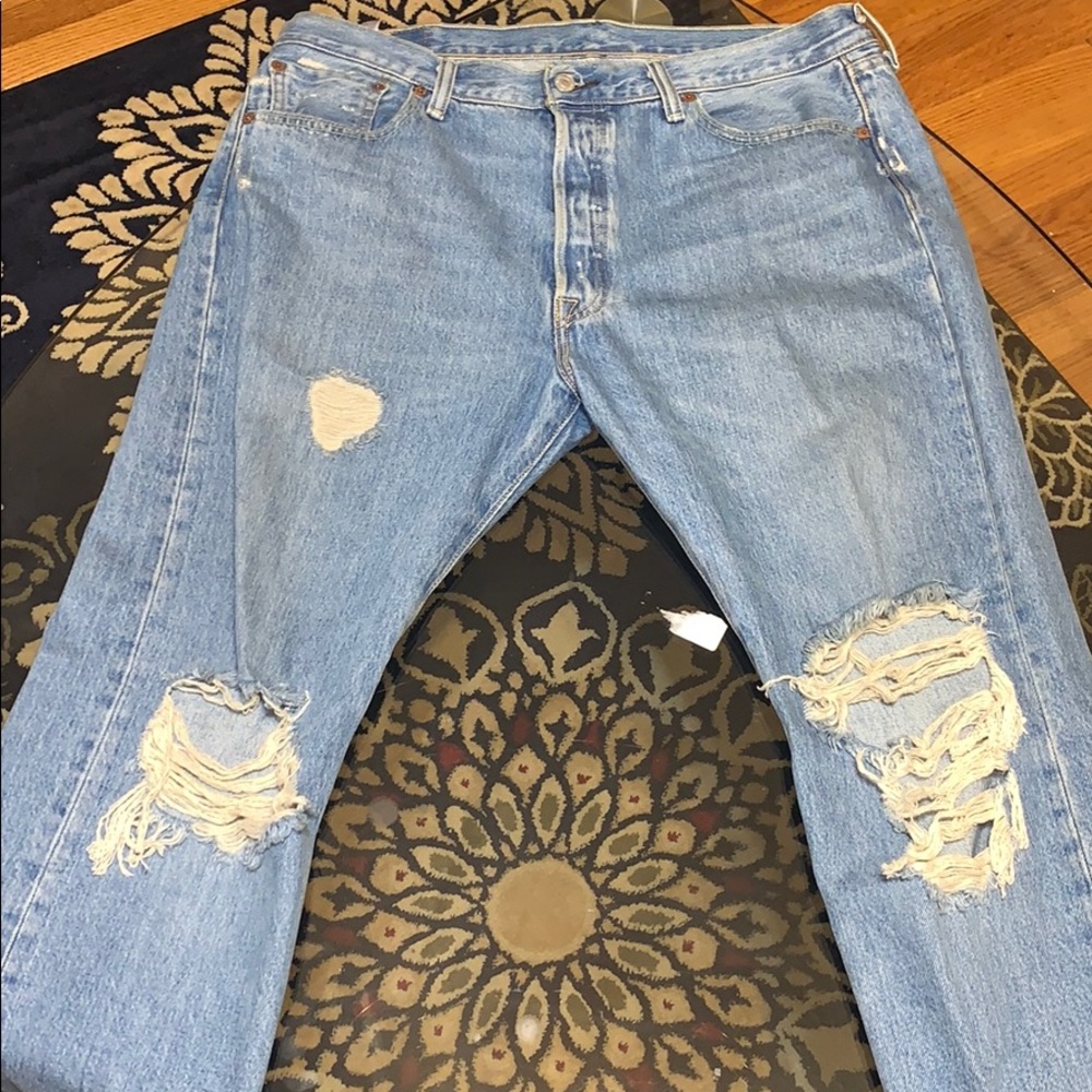 Relaxed,ripped Levi jeans,light-blue,36W-32L